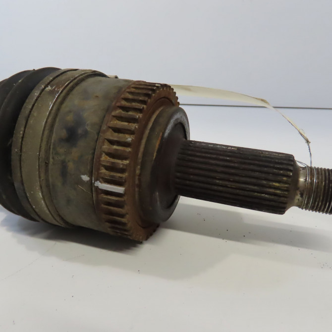 Transmission avant gauche occasion  495002Y110SJ 2