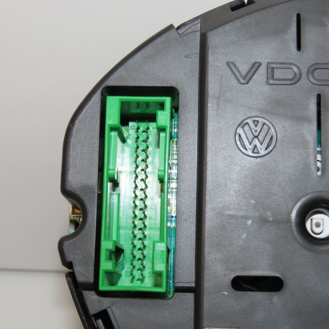 Compteur occasion VOLKSWAGEN POLO IV Phase 1 01-2002->05-2005 1.2 65ch 6Q0920820NX00E 3