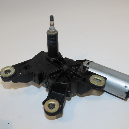 Moteur essuie-glace arrière occasion VOLKSWAGEN POLO IV Phase 1 01-2002->05-2005 1.2 65ch 6Q6955711B