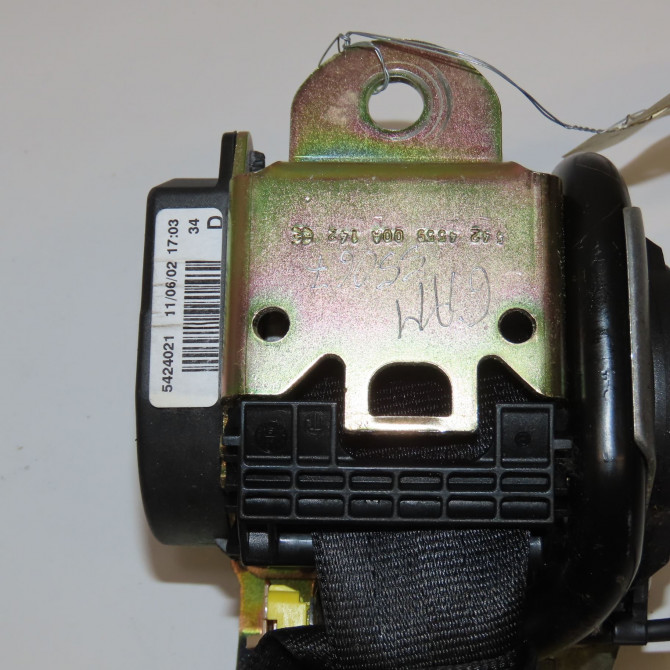 Ceinture avant droite occasion VOLKSWAGEN POLO IV Phase 1 01-2002->05-2005 1.2 65ch 6Q3857706JRAA 3