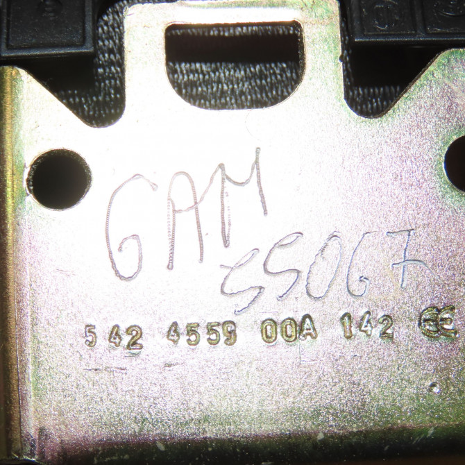 Ceinture avant droite occasion VOLKSWAGEN POLO IV Phase 1 01-2002->05-2005 1.2 65ch 6Q3857706JRAA 6