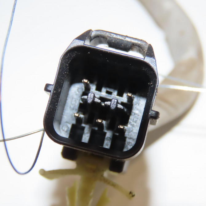 Serrure porte avg occasion HYUNDAI GETZ Phase 2 11-2005->10-2010 1.1i 813101C011 4