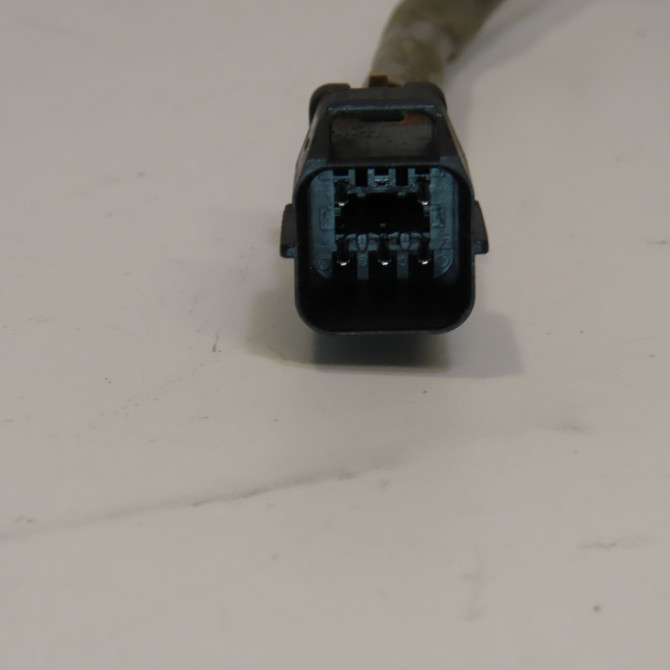 Serrure porte avd occasion HYUNDAI GETZ Phase 2 11-2005->10-2010 1.1i 813201C021 2