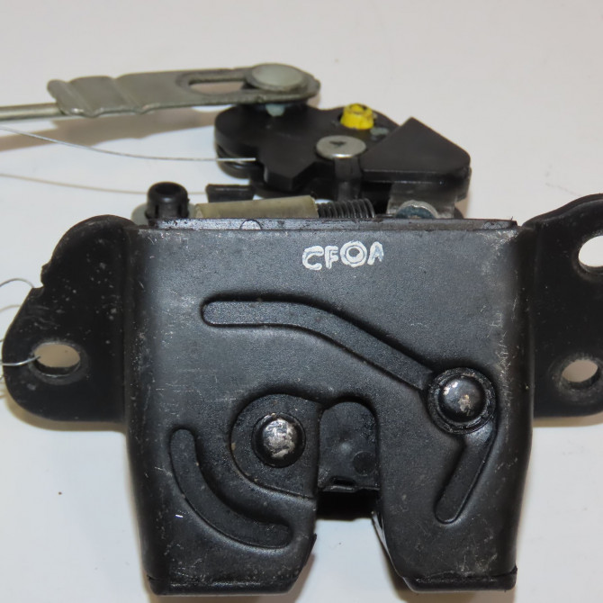 Serrure hayon occasion HYUNDAI GETZ Phase 2 11-2005->10-2010 1.1i 812301C031 2