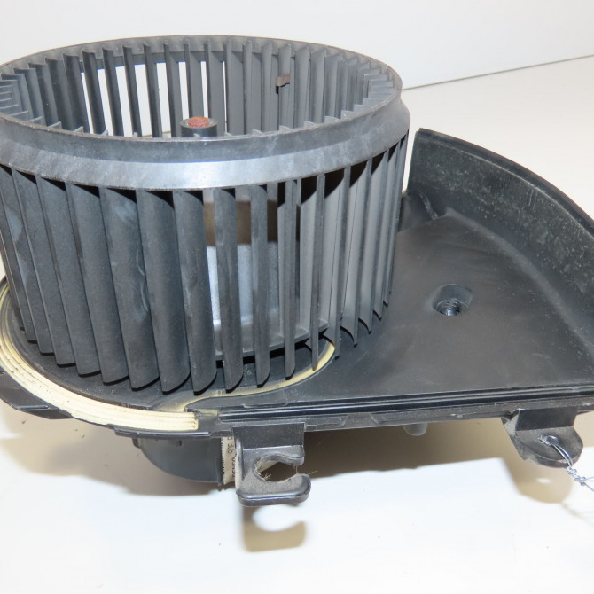 Ventilateur de chauffage occasion FIAT SCUDO II Phase 1 04-2007->... 1.6 DT 90ch 1613566380 1