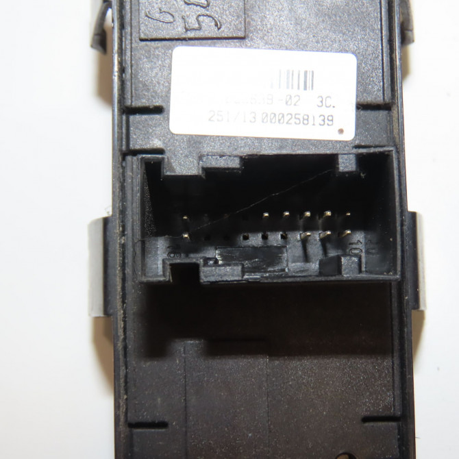 Commande lève-glace porte avant gauche occasion FIAT SCUDO II Phase 1 04-2007->... 1.6 DT 90ch 1401228388 3