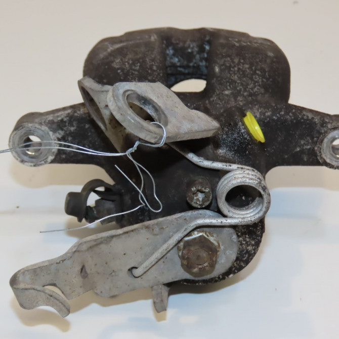 Etrier de frein arrière gauche occasion VOLKSWAGEN TOURAN I Phase 1 03-2003->12-2006 2.0 TDI 140ch 1K0615423M 3