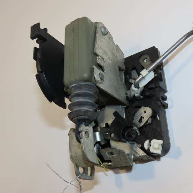 Serrure porte avd occasion LIGIER X-TOO 2