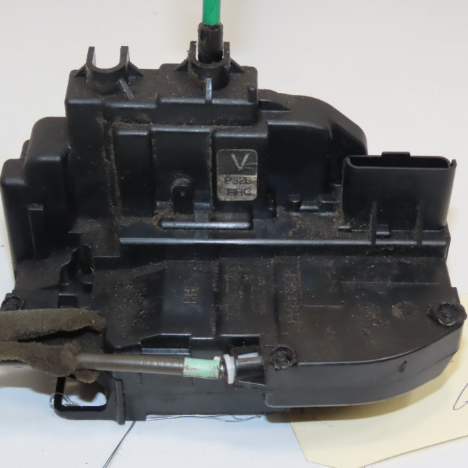 Serrure porte ard occasion NISSAN QASHQAI I Phase 2 03-2010->04-2014 1.5 DCI 110ch 82500JD90C 4