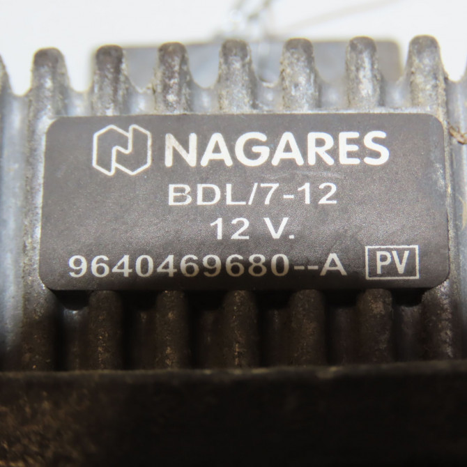 Boitier de préchauffage occasion NISSAN QASHQAI I Phase 1 01-2007->09-2010 1.5 DCI 106ch 1106700Q0A 4