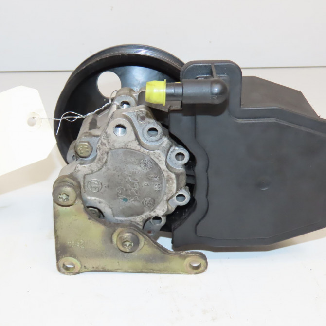 Pompe direction assistee occasion MERCEDES CLASSE CLK I 2104662701 4