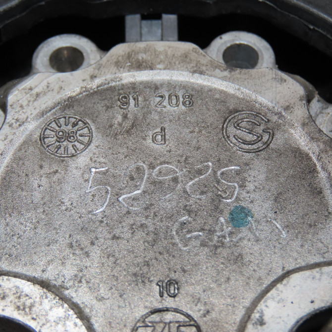 Pompe direction assistee occasion MERCEDES CLASSE CLK I 2104662701 6