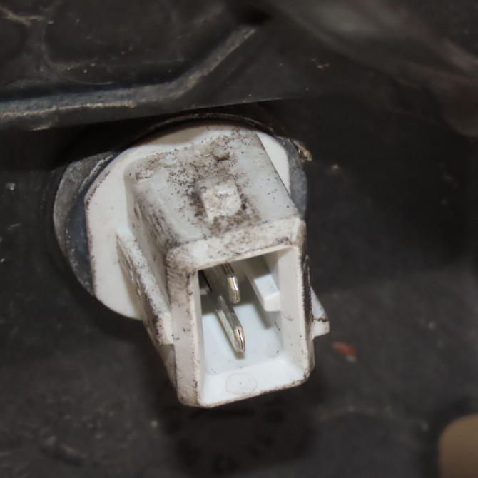 Phare droit occasion PEUGEOT 107 Phase 1 06-2005->12-2008 1.4 HDI 620674 4