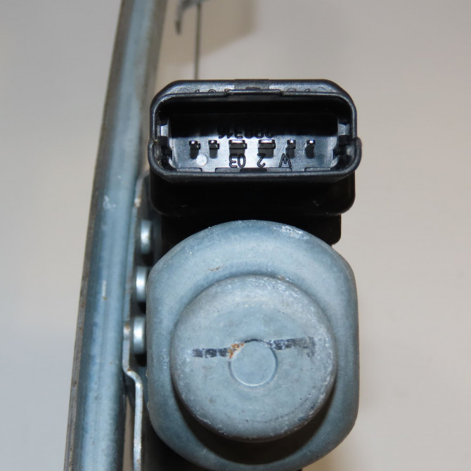 Mecanisme+moteur leve-glace arg occasion RENAULT SCENIC II Phase 1 03-2004->09-2006 1.5 DCI 100ch 8201010935 3