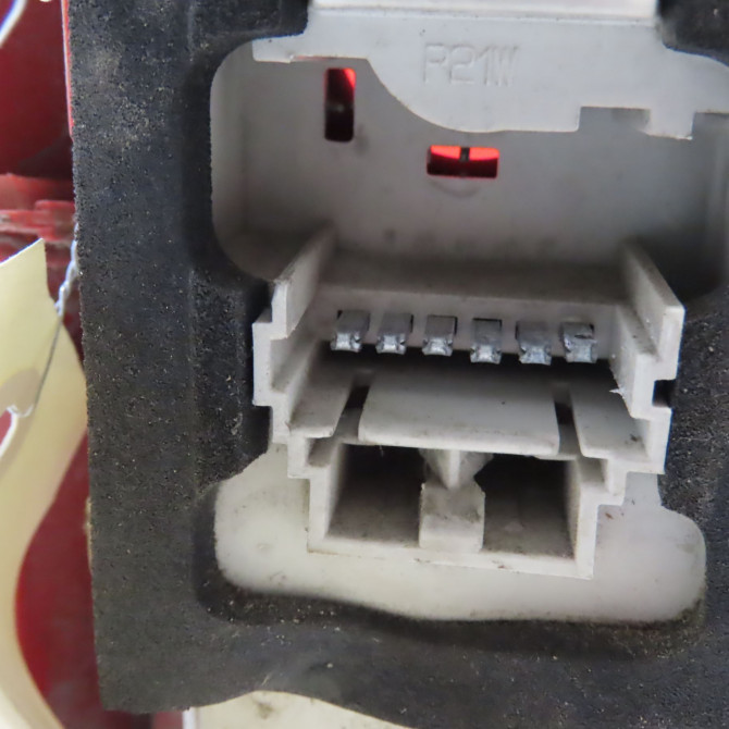 Feu arrière droit occasion RENAULT CLIO CAMPUS II Phase 1 07-2006->07-2009 1.5 DCI 70ch 7700410518 3