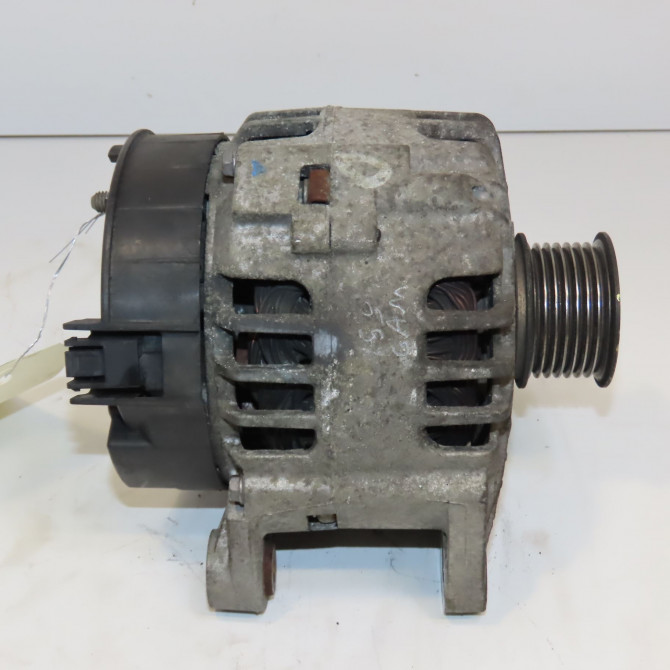 Alternateur occasion RENAULT SCENIC II Phase 1 03-2004->09-2006 1.9 DCI 130ch 8200667610 1