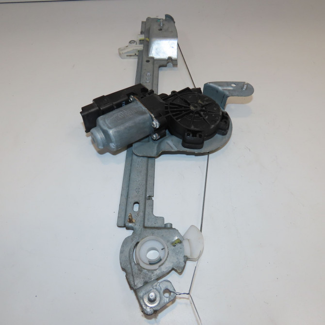 Mecanisme+moteur leve-glace arg occasion RENAULT SCENIC II Phase 2 09-2006->04-2009 1.5 DCI 105ch 8201010935 1