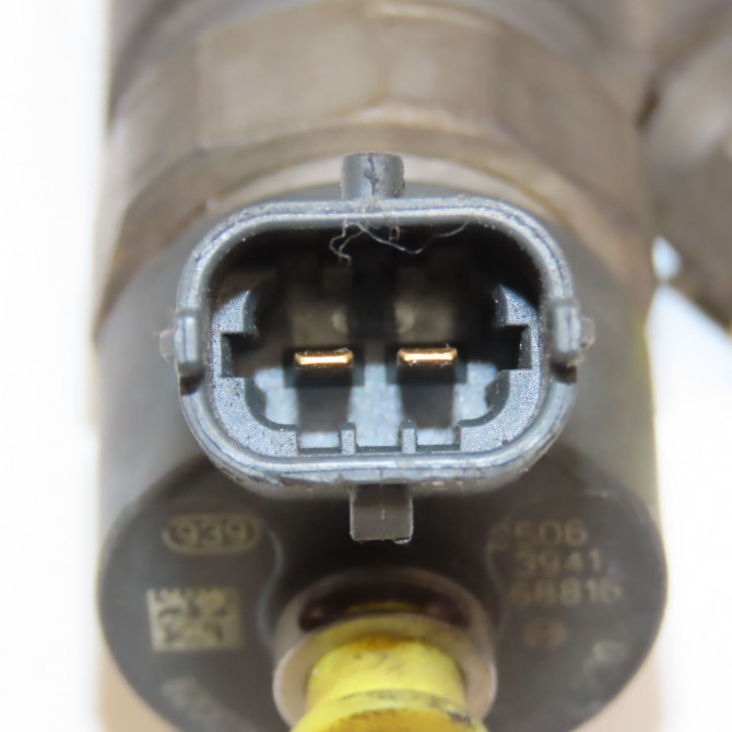 Injecteur occasion RENAULT SCENIC II Phase 1 03-2004->09-2006 1.9 DCI 130ch 8200389369 2