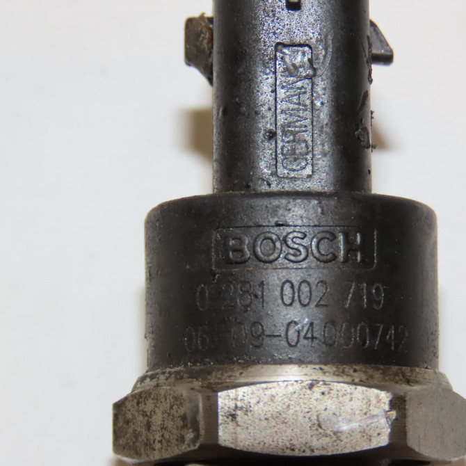 occasion RENAULT SCENIC II Phase 1 03-2004->09-2006 1.9 DCI 130ch 166384364R 3