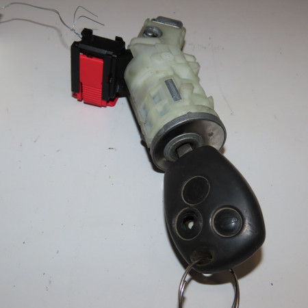 <span class="tt">Antivol de direction occasion  </span><span class="designation"> </span>