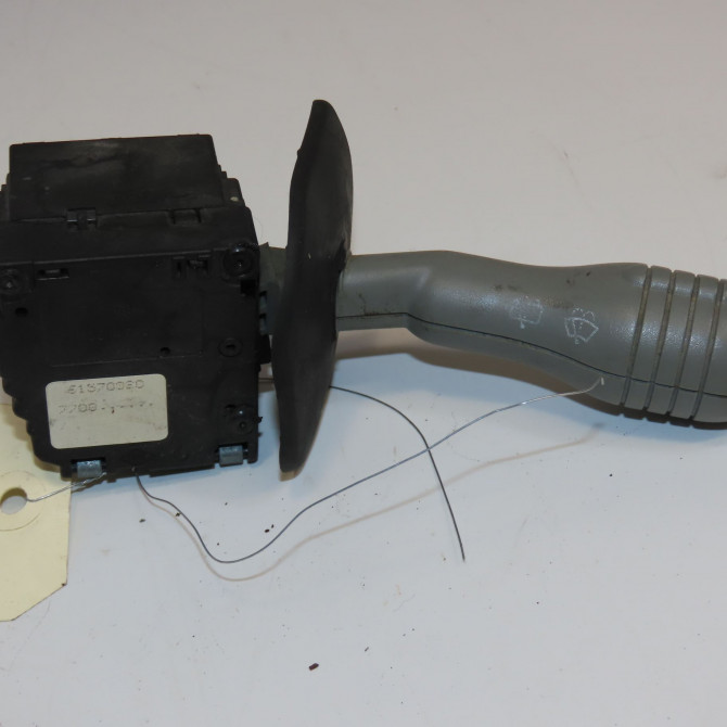 Commande essuie glace occasion RENAULT TWINGO I Phase 1 04-1993->08-1998 1.2i 55ch 7700832722 1