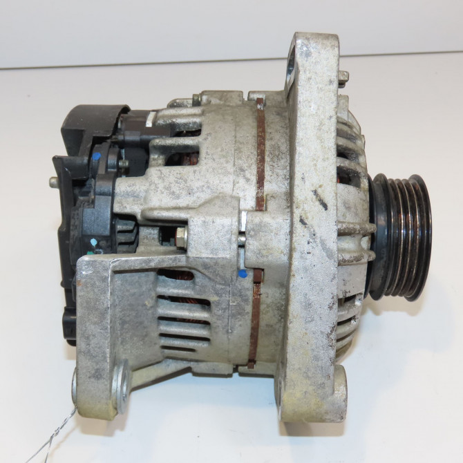 Alternateur occasion RENAULT TWINGO II Phase 1 06-2007->11-2011 1.2i 16v 75ch 8200718724 2