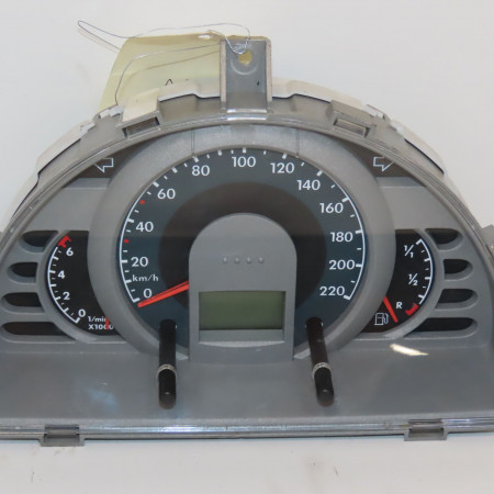 Compteur occasion VOLKSWAGEN FOX Phase 1 06-2005->09-2011 1.2 6v 55ch 5Z0920820N001
