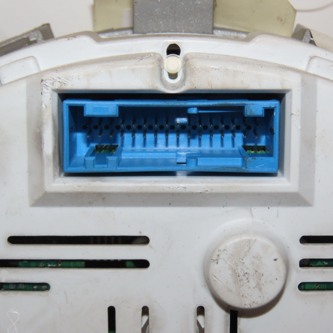 Compteur occasion VOLKSWAGEN FOX Phase 1 06-2005->09-2011 1.2 6v 55ch 5Z0920820N001 3