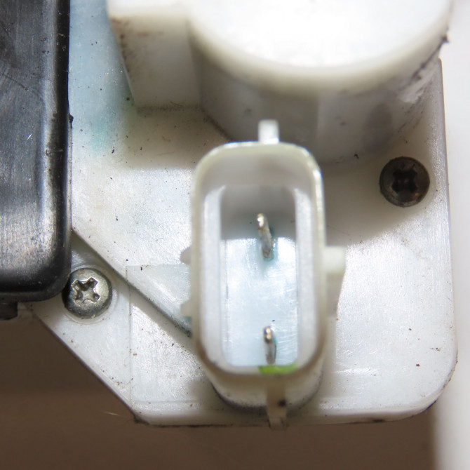 Serrure porte avd occasion VOLKSWAGEN FOX Phase 1 06-2005->09-2011 1.2 6v 55ch 5Z1837016AB 2