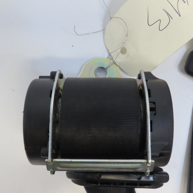 Ceinture arrière droite occasion VOLKSWAGEN FOX Phase 1 06-2005->09-2011 1.2 6v 55ch 5Z0857806CHCP 3