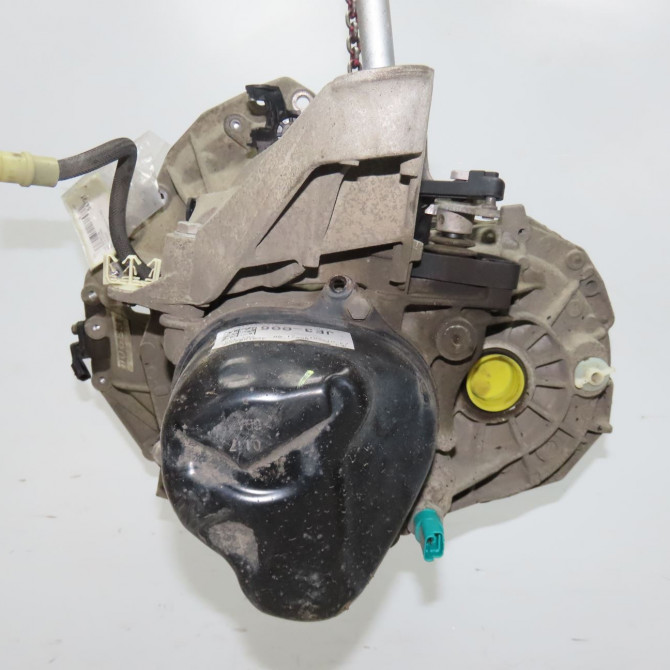 Boîte à vitesse mecanique occasion RENAULT TWINGO III Phase 1 06-2014->... 1.0 SCE 12v 70ch 320100833R 3