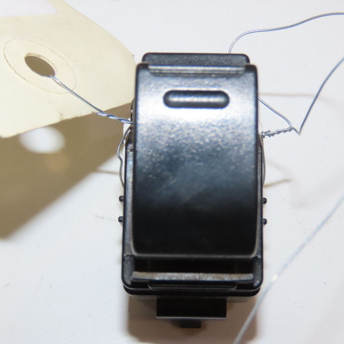 Commande lève-glace porte avant droite occasion TOYOTA PRIUS II Phase 1 03-2004->11-2009 110 Hybride 8481012080 1