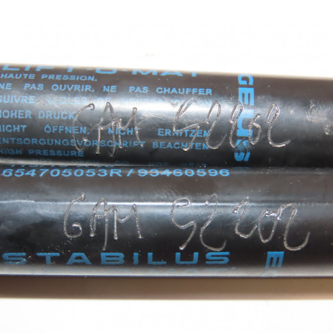 Verin d capot occasion  654705053R 2