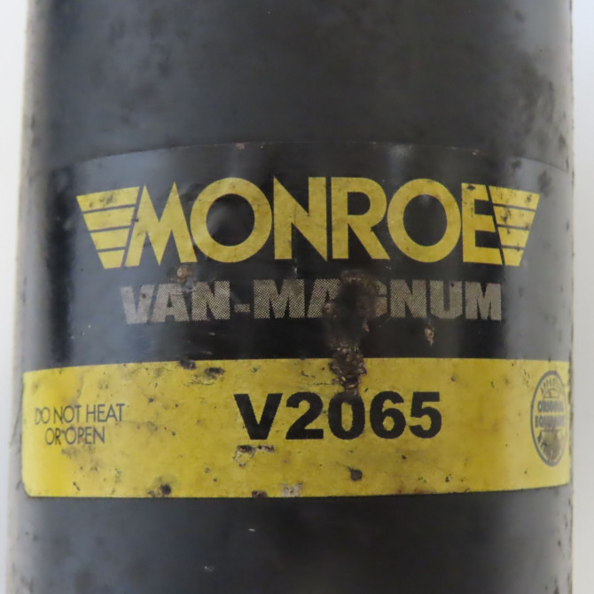 Amortisseur avant droit occasion VOLKSWAGEN TRANSPORTER IV Phase 2 03-1996->06-2003 2.5 TDI 102ch 7D0413031C 2