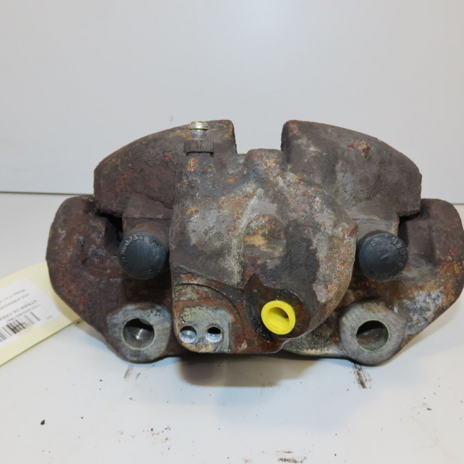 Etrier de frein avant droit occasion VOLKSWAGEN TRANSPORTER IV Phase 2 03-1996->06-2003 2.5 TDI 102ch 7D0615124 4