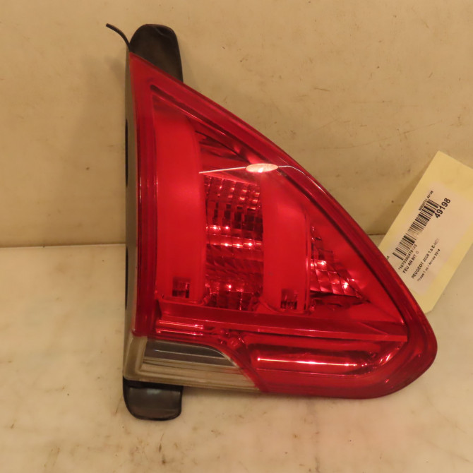Feu arrière interieur gauche occasion PEUGEOT 2008 Phase 1 01-2013->... 1.6 E-HDI 92ch 9678074480 1