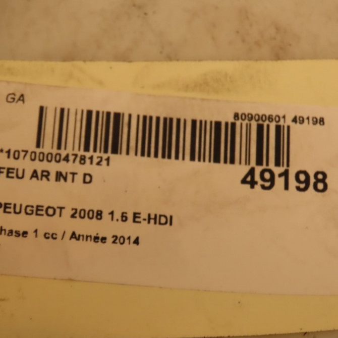 Feu arrière intérieur droit occasion PEUGEOT 2008 Phase 1 01-2013->... 1.6 E-HDI 92ch 9678074580 4