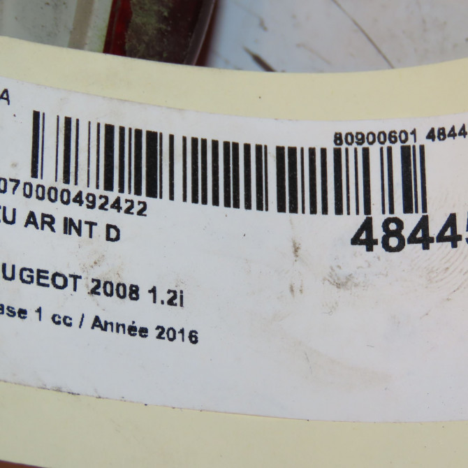 Feu arrière intérieur droit occasion PEUGEOT 2008 Phase 1 01-2013->... 1.2i PURETECH 110ch 9678074580 3