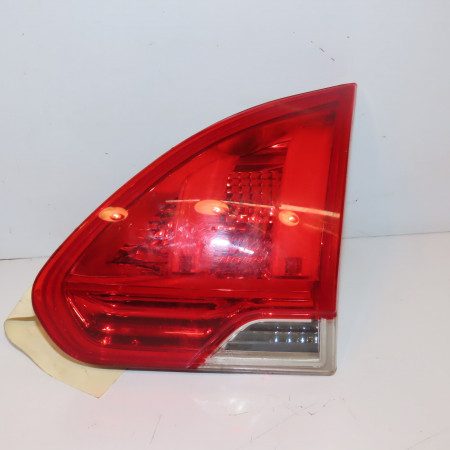 Feu arrière intérieur droit occasion PEUGEOT 2008 Phase 1 01-2013->... 1.2i PURETECH 110ch 9678074580