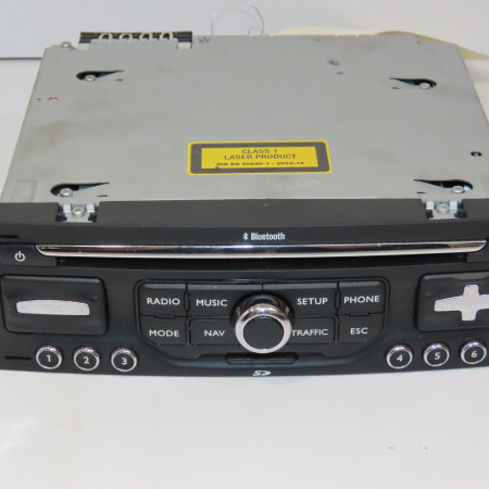 <span class="tt">Autoradio occasion  </span><span class="designation"> </span>