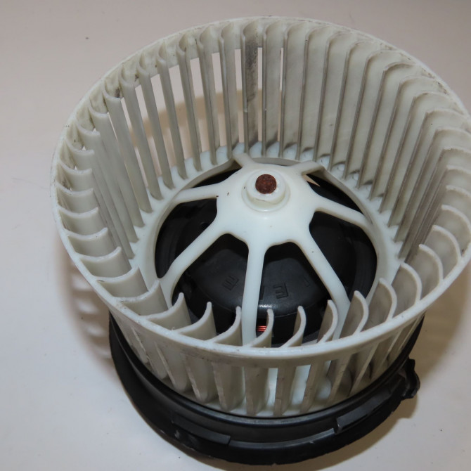 Ventilateur de chauffage occasion PEUGEOT 407 Phase 1 04-2004->07-2008 1.6 HDI 16v 6441S3 2