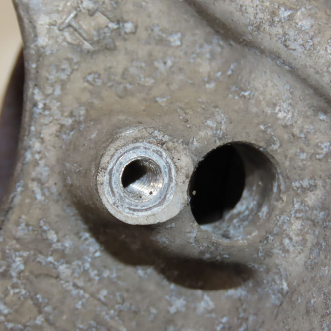 Moyeu arg occasion PEUGEOT 407 Phase 1 04-2004->07-2008 1.6 HDI 16v 374887 3