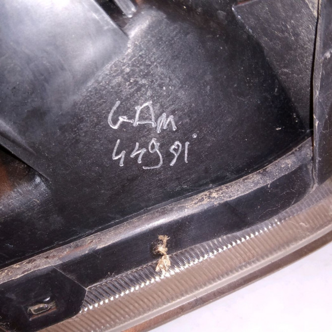 Phare gauche occasion TOYOTA PRIUS II Phase 1 03-2004->11-2009 110 Hybride 8117047090 3