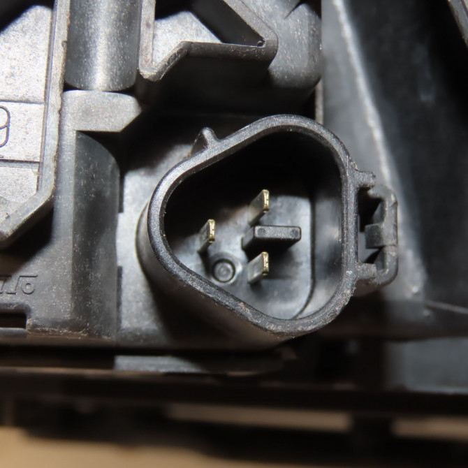 Phare droit occasion TOYOTA PRIUS II Phase 1 03-2004->11-2009 110 Hybride 8113047090 3