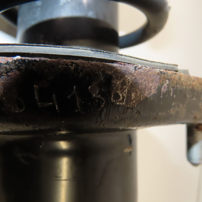 Amortisseur arrière droit occasion TOYOTA PRIUS II Phase 1 03-2004->11-2009 110 Hybride 4853049725 5