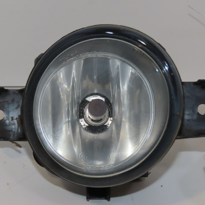 Phare antibrouillard avant droit occasion RENAULT CLIO III Phase 1 09-2005->03-2009 1.5 DCI 70ch 8200002470 1