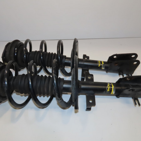 Amortisseur avant droit occasion RENAULT LAGUNA II Phase 1 11-2000->03-2005 1.9 DCI 110ch 8200657093