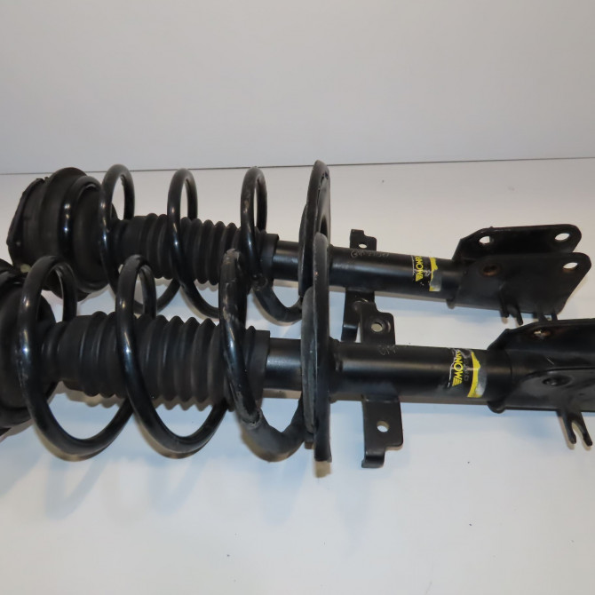 Amortisseur avant droit occasion RENAULT LAGUNA II Phase 1 11-2000->03-2005 1.9 DCI 110ch 8200657093 1