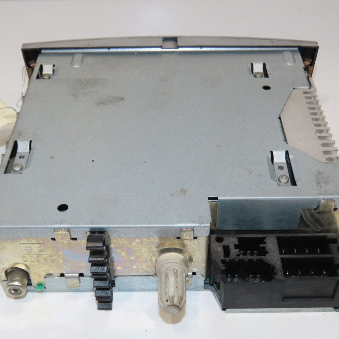 Autoradio occasion RENAULT MODUS Phase 2 01-2008->12-2012 1.6i 16v 110ch 8200633632 2