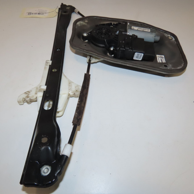 Mecanisme+moteur leve-glace ard occasion VOLKSWAGEN GOLF PLUS Phase 1 03-2005->03-2009 1.9 TDI 105ch 5M0839462 1